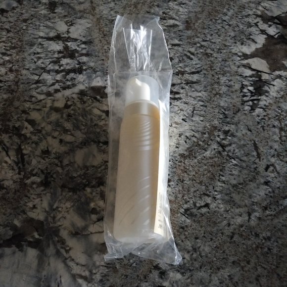 BRAND NEW PAMPERED CHEF THE SUDS PUMP - FOAMING SOAP DISPENSER - Picture 1 of 10